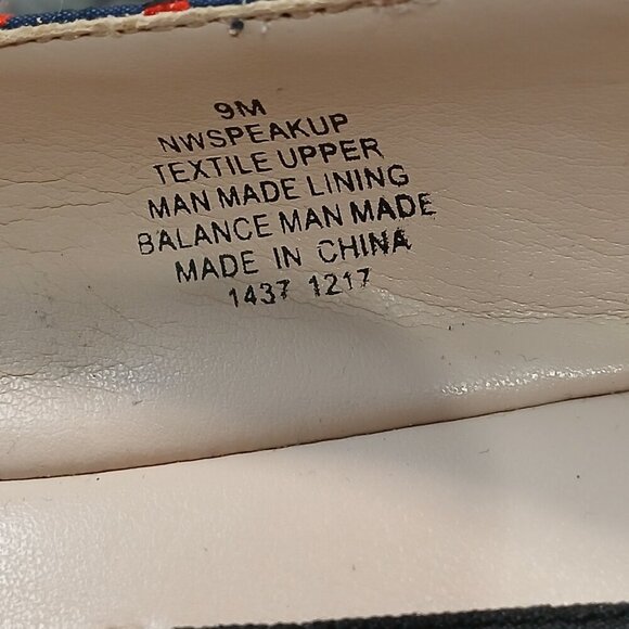 WOMENS NINE WEST SPEAK UP FLATS, NAVY WITH RED DOTS, SIZE 9 - Picture 5 of 9